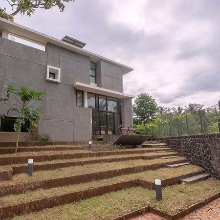 Villa Foresta By Stayvista With Modern Decor, Swimming Pool & Expansive Lawn For A Perfect Escape Lonavala Εξωτερικό φωτογραφία