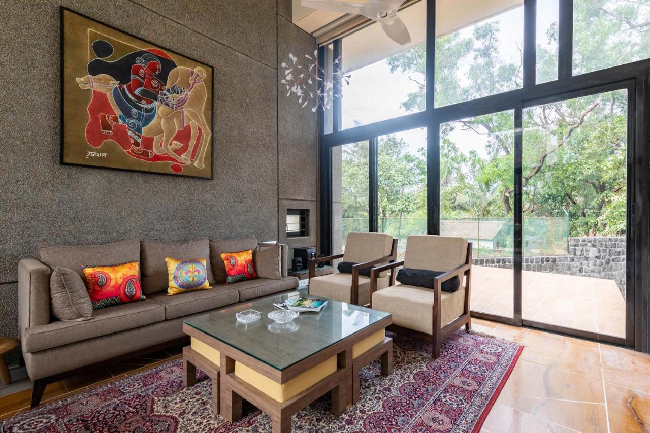 Villa Foresta By Stayvista With Modern Decor, Swimming Pool & Expansive Lawn For A Perfect Escape Lonavala Εξωτερικό φωτογραφία