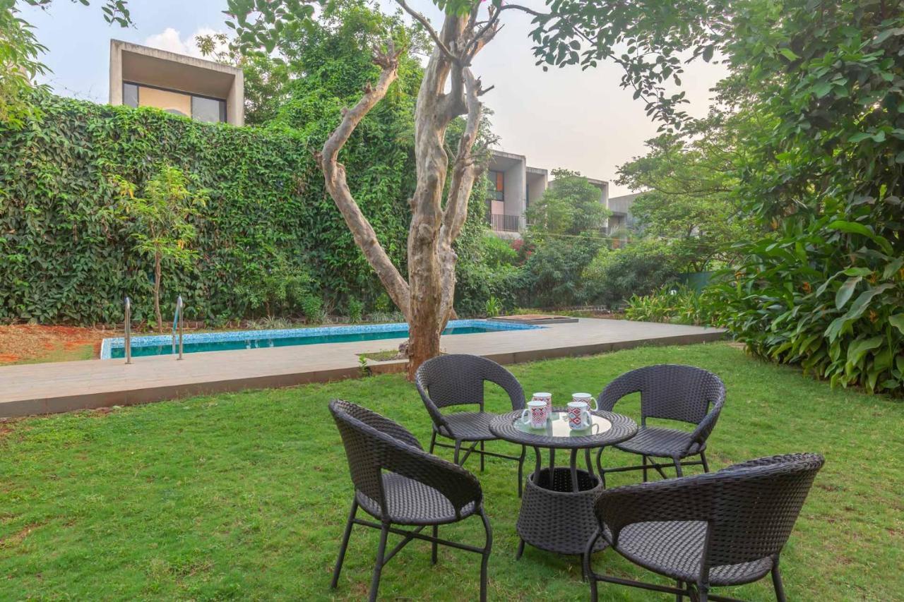 Villa Foresta By Stayvista With Modern Decor, Swimming Pool & Expansive Lawn For A Perfect Escape Lonavala Εξωτερικό φωτογραφία