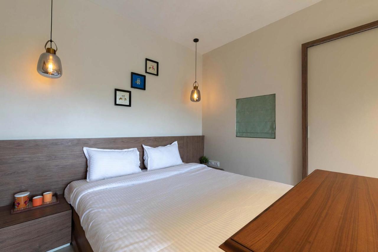 Villa Foresta By Stayvista With Modern Decor, Swimming Pool & Expansive Lawn For A Perfect Escape Lonavala Εξωτερικό φωτογραφία