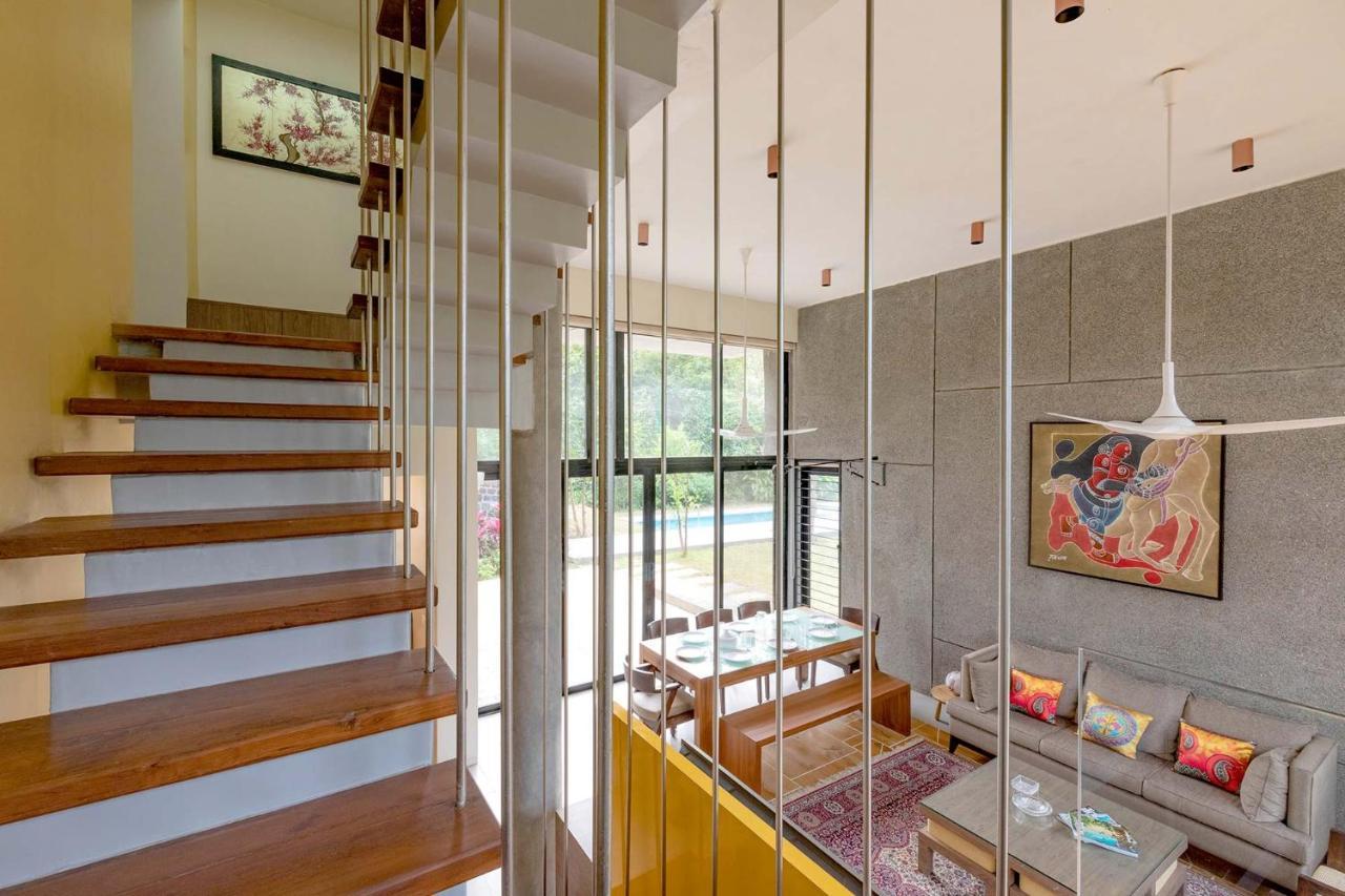Villa Foresta By Stayvista With Modern Decor, Swimming Pool & Expansive Lawn For A Perfect Escape Lonavala Εξωτερικό φωτογραφία